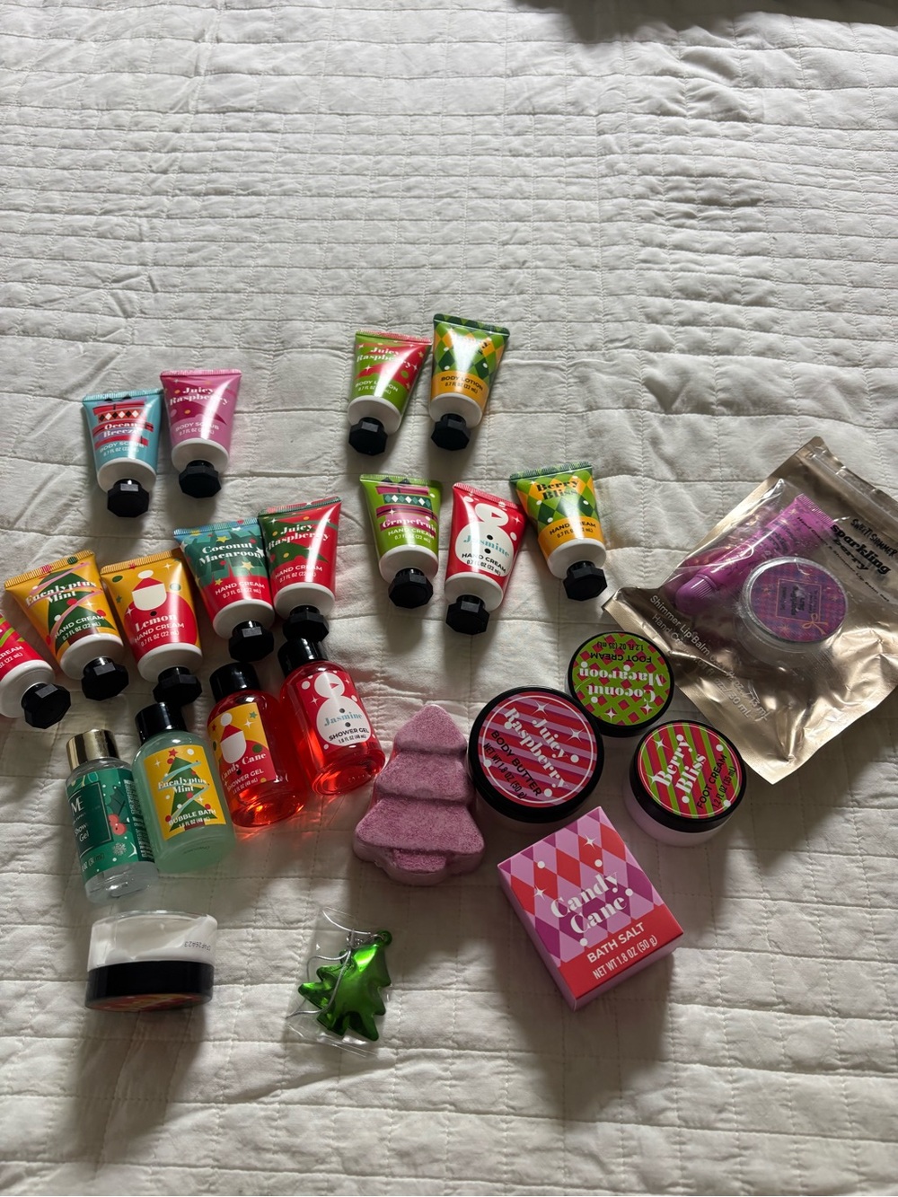 Ulta Beauty Assorted Holiday Bath & Body Set 24 gift size products all new
